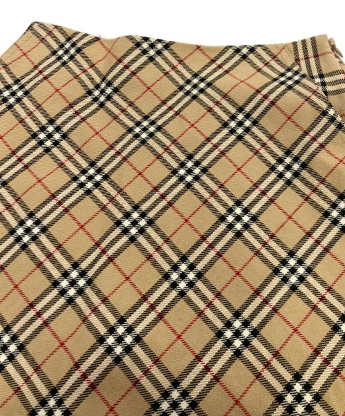 BURBERRY BLUE LABEL（バーバリー ブルー レーベル）BURBERRY BLUE LABEL (バーバリーロンドンブルーレーベル) ノヴァチェックスカート ベージュ サイズ:36の古着・服飾アイテム