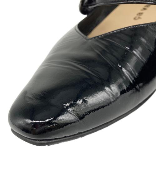 cava cava（サヴァサヴァ）cava cava (サヴァサヴァ) ソフトストラップパンプス ブラック サイズ:24.5の古着・服飾アイテム