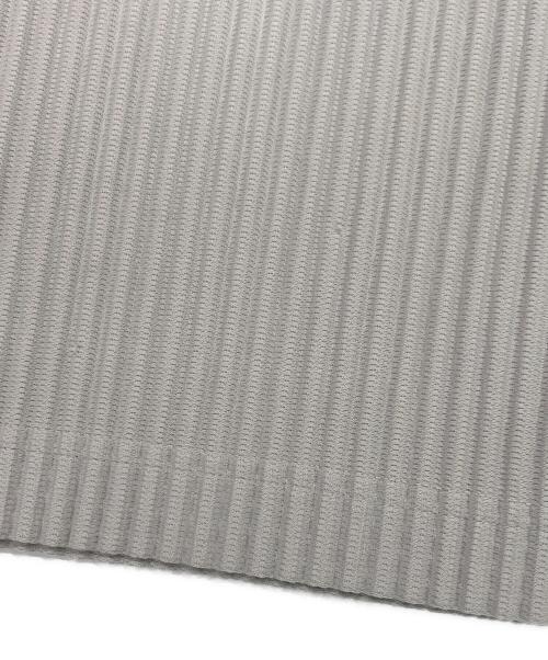 HOMME PLISSE ISSEY MIYAKE（オム プリッセ イッセイ ミヤケ）HOMME PLISSE ISSEY MIYAKE (オム プリッセ イッセイ ミヤケ) プリーツカットソー グレー サイズ:2の古着・服飾アイテム