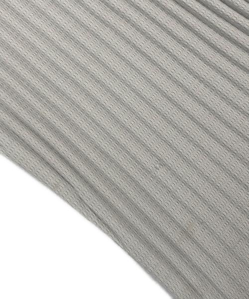 HOMME PLISSE ISSEY MIYAKE（オム プリッセ イッセイ ミヤケ）HOMME PLISSE ISSEY MIYAKE (オム プリッセ イッセイ ミヤケ) プリーツカットソー グレー サイズ:2の古着・服飾アイテム