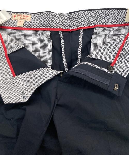 BROOKS BROTHERS（ブルックスブラザーズ）BROOKS BROTHERS (ブルックスブラザーズ) テーパードパンツ ネイビー サイズ:W34/L32 未使用品の古着・服飾アイテム