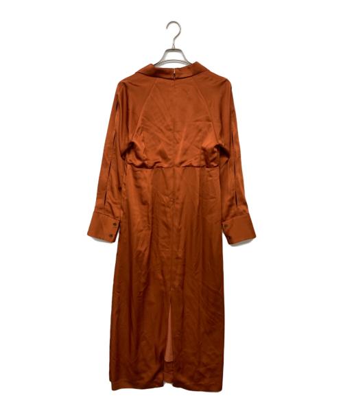 CLANE（クラネ）CLANE (クラネ) SLIT HOLE SLEEVE SATIN ONEPIECE レッド サイズ:2の古着・服飾アイテム