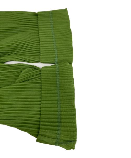 HOMME PLISSE ISSEY MIYAKE（オム プリッセ イッセイ ミヤケ）HOMME PLISSE ISSEY MIYAKE (オム プリッセ イッセイ ミヤケ) プリーツテーパードパンツ グリーン サイズ:2の古着・服飾アイテム