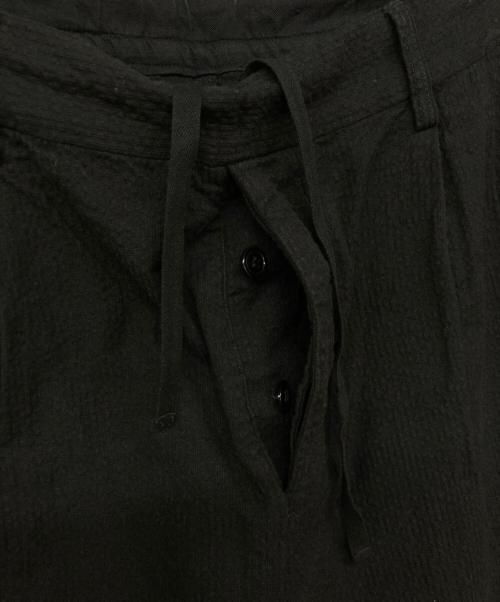 nestrobe confect（ネストローブ コンフェクト）nestrobe confect (ネストローブ コンフェクト) コットンリネンサッカーイージーパンツ ブラック サイズ:3の古着・服飾アイテム