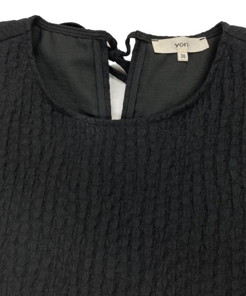 YORI（ヨリ）yori (ヨリ) フクレティアードブラウス ブラック サイズ:38の古着・服飾アイテム