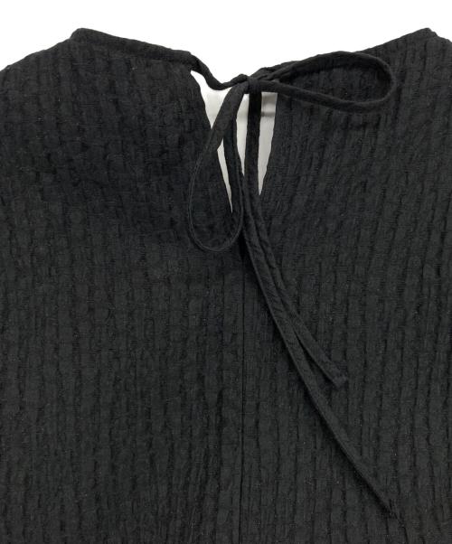 YORI（ヨリ）yori (ヨリ) フクレティアードブラウス ブラック サイズ:38の古着・服飾アイテム