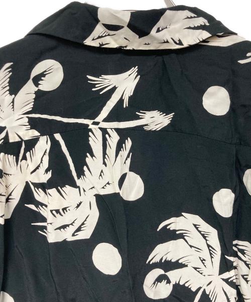 Duke Kahanamoku（デュークカハナモク）Duke Kahanamoku (デュークカハナモク) アロハシャツ ブラック サイズ:Mの古着・服飾アイテム
