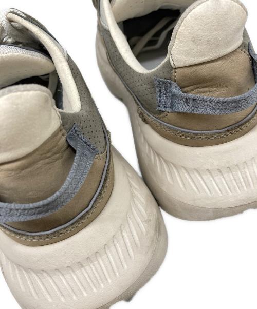 UGG（アグ）UGG (アグ) CA805 V2 NUBUCK GRAY ベージュ サイズ:26.5の古着・服飾アイテム