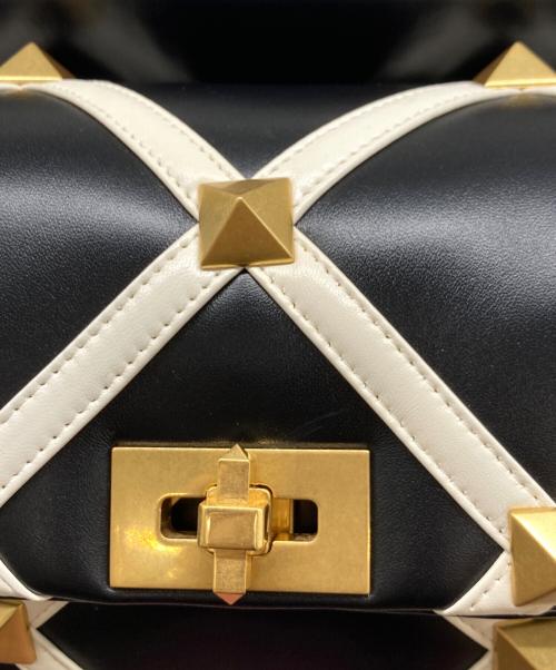 VALENTINO GARAVANI（ヴァレンティノ・ガラヴァーニ）VALENTINO GARAVANI (ヴァレンティノ・ガラヴァーニ) ローマンスタッズショルダーバッグ ブラックの古着・服飾アイテム