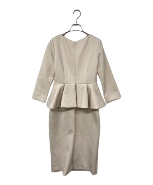 CELFORD（セルフォード）CELFORD (セルフォード) ポンチペプラムタイトワンピース ベージュ サイズ:36の古着・服飾アイテム