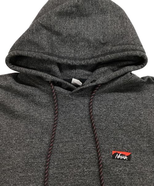 NANGA（ナンガ）NANGA (ナンガ) ECO HYBRID MINI BOX LOGO EMBROIDERY SWEAT HOODIE グレー サイズ:Ｍの古着・服飾アイテム