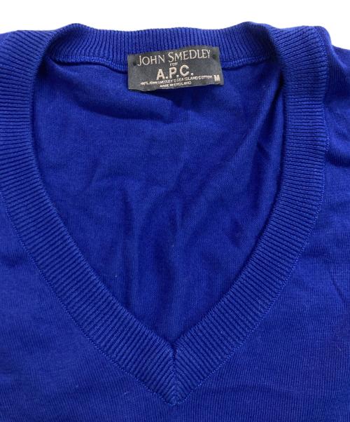 A.P.C.（アーペーセー）A.P.C. (アーペーセー) JOHN SMEDLEY (ジョンスメドレー) Vネックニット ブルー サイズ:Mの古着・服飾アイテム