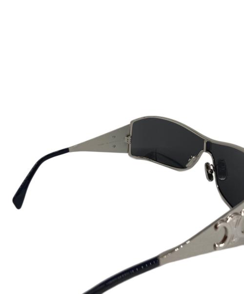 CELINE（セリーヌ）CELINE (セリーヌ) Maxi Metal Triomphe Sunglasses シルバー×ブラック サイズ:140□0 125 3Gの古着・服飾アイテム