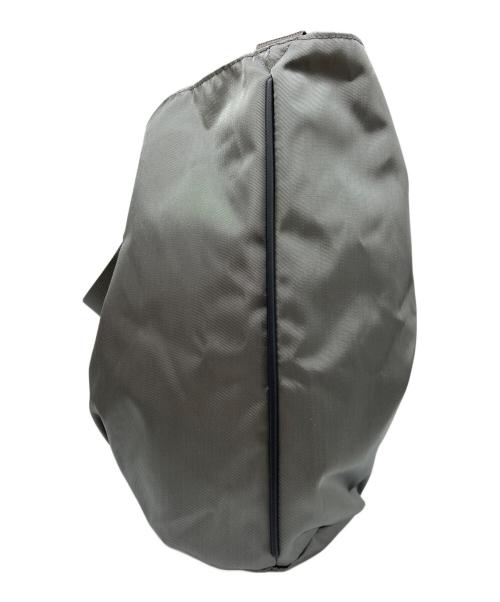 ear PAPILLONNER（イアパピヨネ）ear PAPILLONNER (イアパピヨネ) 2WAYバッグ グレーの古着・服飾アイテム