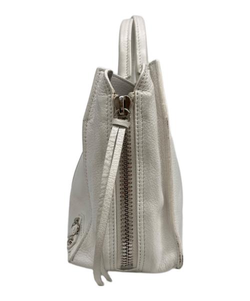 BALENCIAGA（バレンシアガ）BALENCIAGA (バレンシアガ) ペーパーA6 2WAYバッグ ホワイトの古着・服飾アイテム