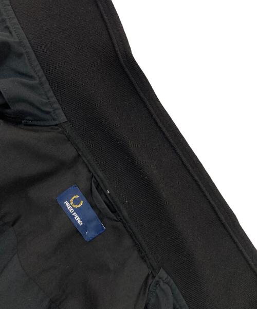 FRED PERRY（フレッドペリー）FRED PERRY (フレッドペリー) 月桂樹刺繍ロゴジップブルゾン ブラック サイズ:Lの古着・服飾アイテム