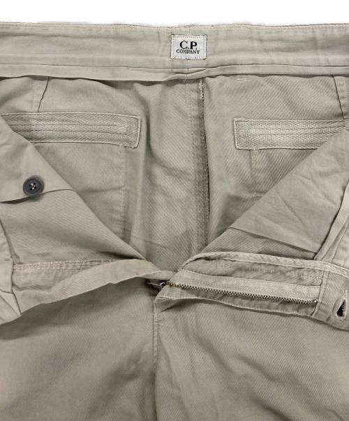 C.P COMPANY（シーピーカンパニー）C.P COMPANY (シーピーカンパニー) コットンダブルニーパンツ ベージュ サイズ:56の古着・服飾アイテム