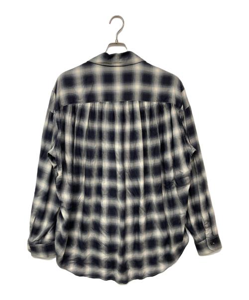 AiE（エーアイイー）AiE (エーアイイー) オンブレレーヨンツイル ペインターシャツ ブラック サイズ:Sの古着・服飾アイテム