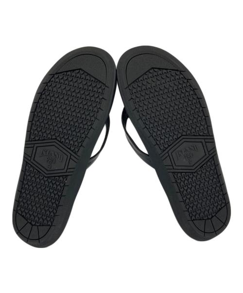 ISLAND SLIPPER（アイランドスリッパ）ISLAND SLIPPER (アイランドスリッパ) クロコ ナローストラップサンダル ブラック サイズ:9の古着・服飾アイテム