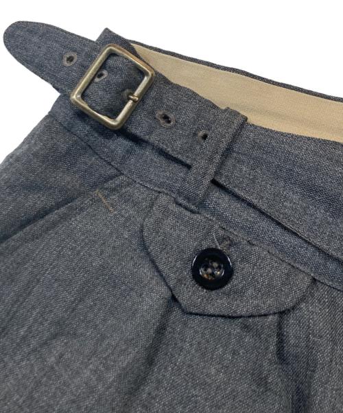kenneth field（ケネスフィールド）kenneth field (ケネスフィールド) ウエストサイドベルト グルカトラウザー グレー サイズ:Sの古着・服飾アイテム