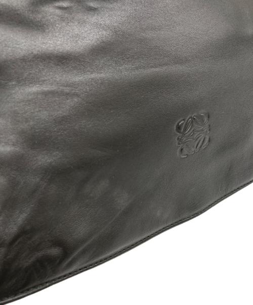 LOEWE（ロエベ）LOEWE (ロエベ) 巾着ショルダーバッグ ブラックの古着・服飾アイテム