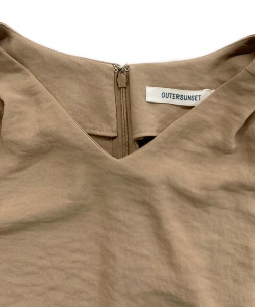 outersunset（アウターサンセット）outersunset (アウターサンセット) ブラウスワンピース ベージュ サイズ:F 未使用品の古着・服飾アイテム