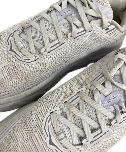 HOKAONEONE（ホカオネオネ）HOKAONEONE (ホカオネオネ) BONDI 6 ホワイト サイズ:29の古着・服飾アイテム
