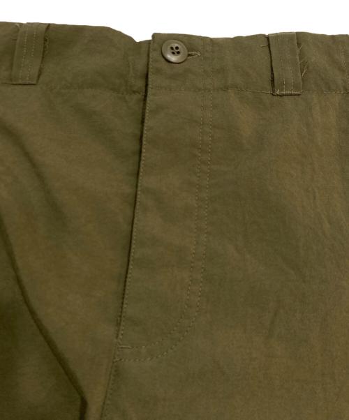 NIKE ACG（ナイキエーシージー）NIKE ACG (ナイキエーシージー) カーゴハーフパンツ オリーブ サイズ:Lの古着・服飾アイテム