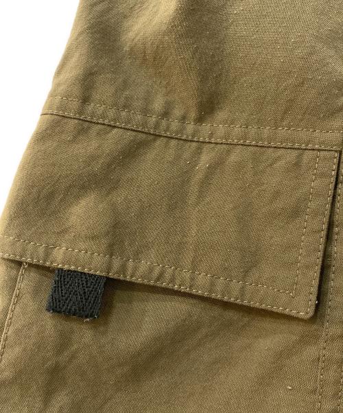 NIKE ACG（ナイキエーシージー）NIKE ACG (ナイキエーシージー) カーゴハーフパンツ オリーブ サイズ:Lの古着・服飾アイテム