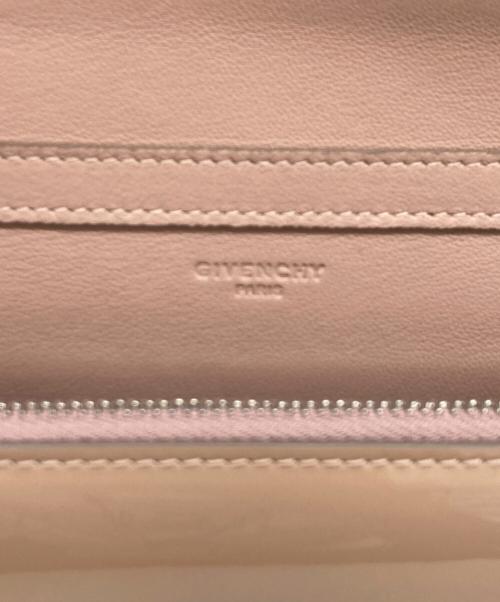 GIVENCHY（ジバンシィ）GIVENCHY (ジバンシィ) パテントショルダーバッグ ベージュの古着・服飾アイテム