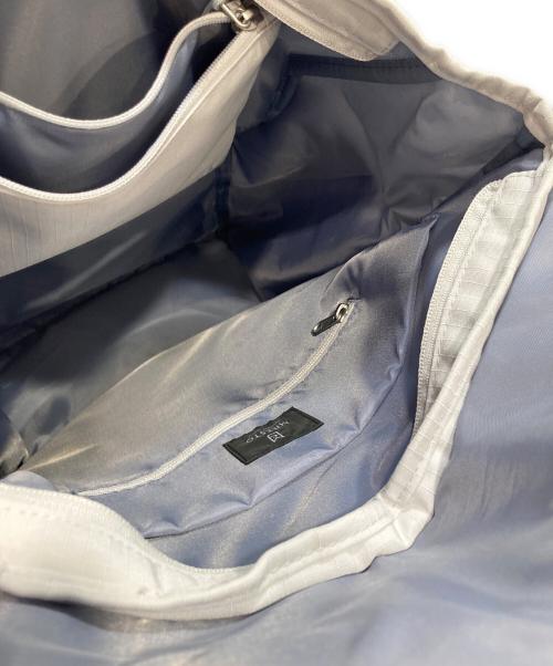milesto（ミレスト）milesto (ミレスト) W FLAP BACKPACK Wフラップバックパック ライトグレーの古着・服飾アイテム