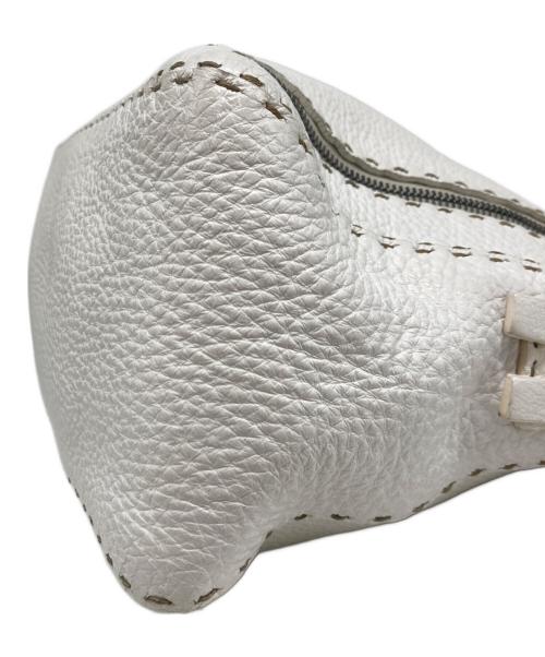 FENDI（フェンディ）FENDI (フェンディ) セレリアハンドバッグ ホワイトの古着・服飾アイテム