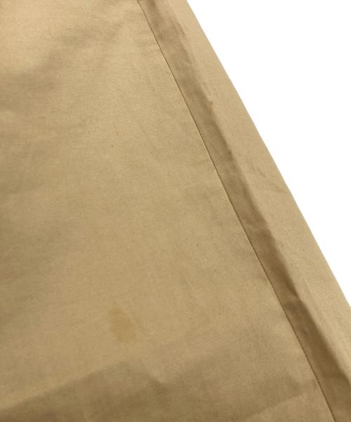 AMI Alexandre Mattiussi（アミアレクサンドルマテュッシ）AMI Alexandre Mattiussi (アミアレクサンドルマテュッシ) テーパードパンツ ベージュ サイズ:36の古着・服飾アイテム