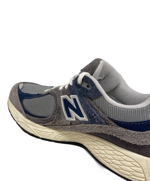 NEW BALANCE（ニューバランス）NEW BALANCE (ニューバランス) M2002REL GRAY グレー サイズ:27.5の古着・服飾アイテム