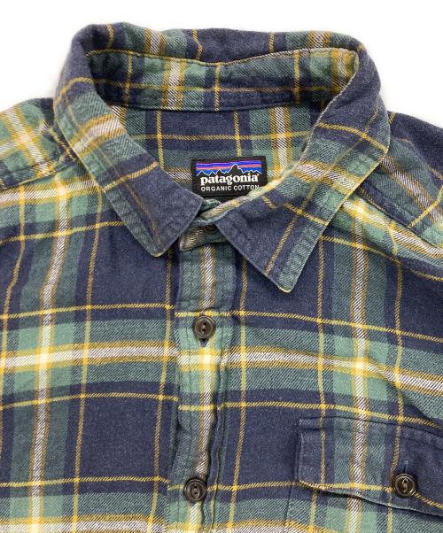 Patagonia（パタゴニア）Patagonia (パタゴニア) ライトウェイト・フィヨルド・フランネル・シャツ ネイビー サイズ:Mの古着・服飾アイテム