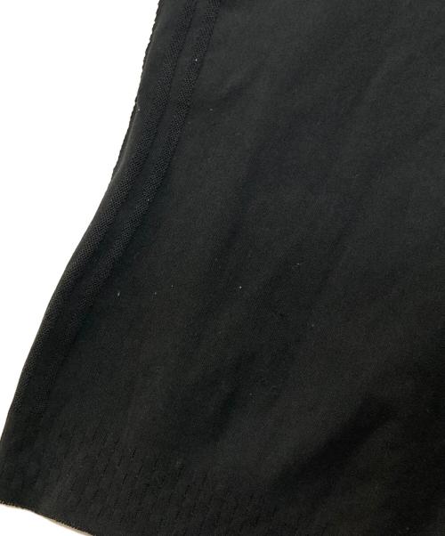 A・POC（エーポック）A・POC (エーポック) PLEATS PLEASE (プリーツプリーズ) ボトルネックトップス ブラック サイズ:3の古着・服飾アイテム