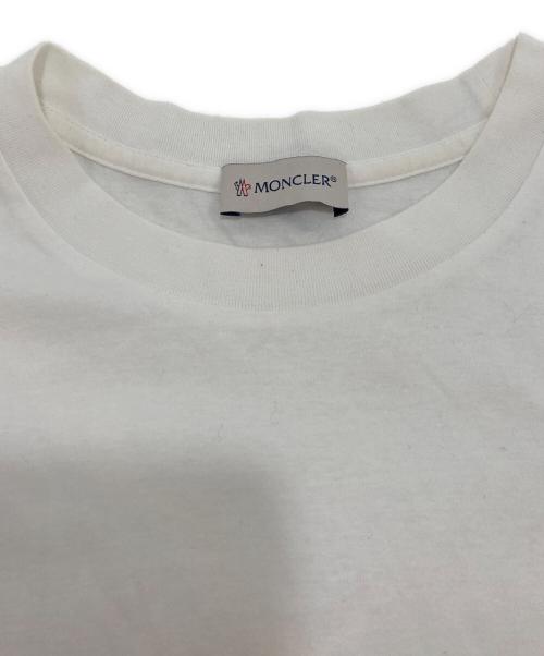 MONCLER（モンクレール）MONCLER (モンクレール) ラバーロゴプリントtシャツ ホワイト サイズ:Mの古着・服飾アイテム
