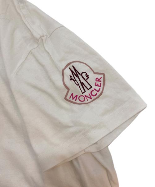 MONCLER（モンクレール）MONCLER (モンクレール) ラバーロゴプリントtシャツ ホワイト サイズ:Mの古着・服飾アイテム