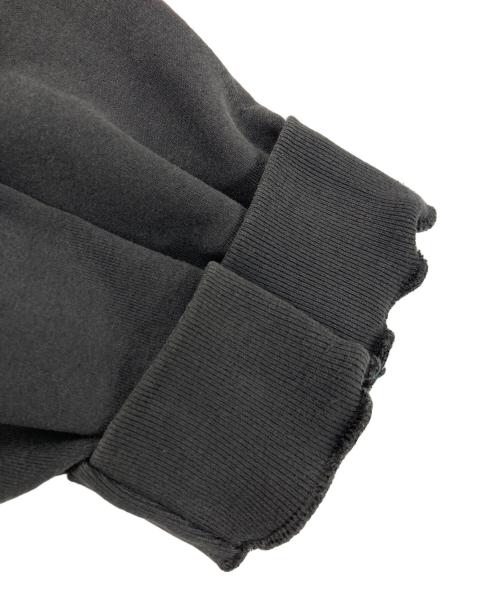 DISNEY（ディズニー）Disney (ディズニー) フロッキープリントスウェット ブラック サイズ:LARGEの古着・服飾アイテム