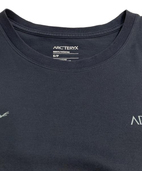 ARC'TERYX（アークテリクス）ARC'TERYX (アークテリクス) Split SS T-Shirt スプリット Tシャツ ネイビー サイズ:Sの古着・服飾アイテム