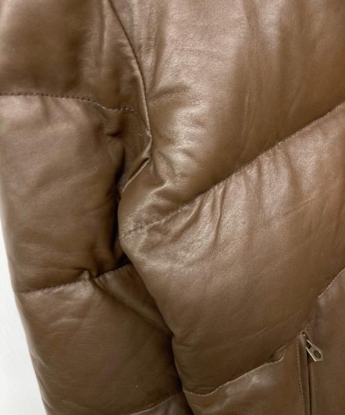 AVIREX（アヴィレックス）AVIREX (アヴィレックス) ラムレザーダウンジャケット ブラウン サイズ:XLの古着・服飾アイテム