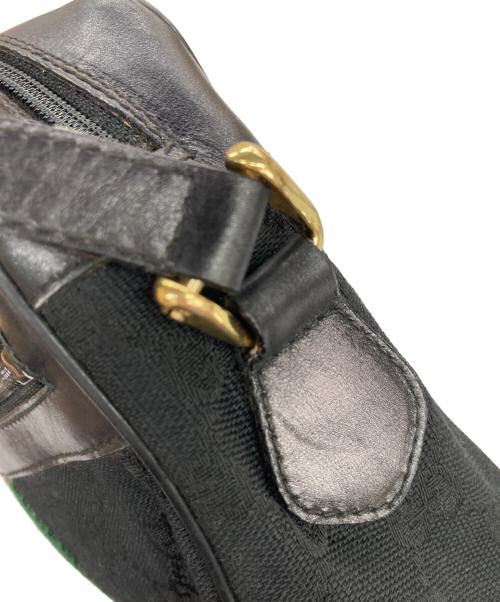 GUCCI（グッチ）GUCCI (グッチ) シェリーラインショルダーバッグ ブラックの古着・服飾アイテム