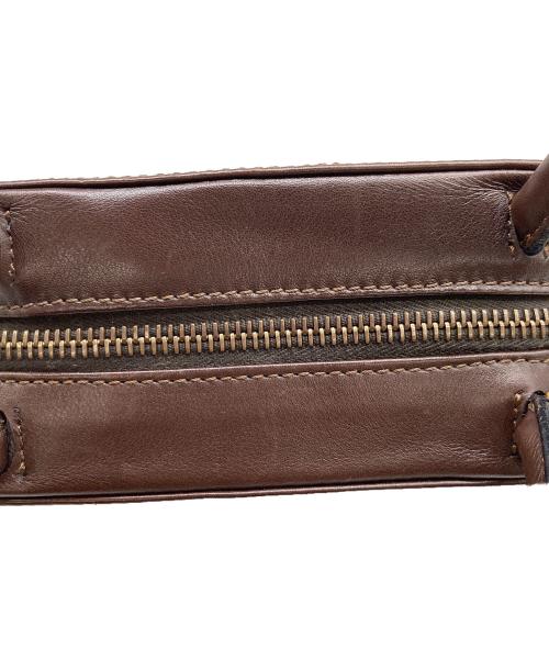 CELINE（セリーヌ）CELINE (セリーヌ) スタッズハンドバッグ ブラウンの古着・服飾アイテム