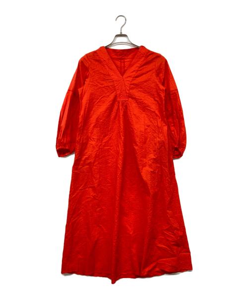 INED（イネド）INED (イネド) Vネック サッカー ワンピース レッド サイズ:7の古着・服飾アイテム