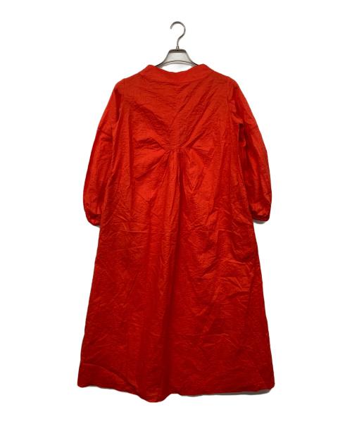 INED（イネド）INED (イネド) Vネック サッカー ワンピース レッド サイズ:7の古着・服飾アイテム