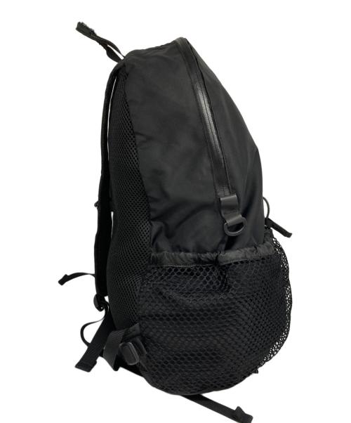 and wander（アンドワンダー）and wander (アンドワンダー) 20L daypack ブラックの古着・服飾アイテム