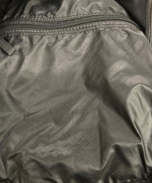 and wander（アンドワンダー）and wander (アンドワンダー) 20L daypack ブラックの古着・服飾アイテム