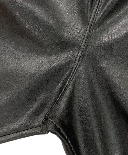 Needles（ニードルズ）Needles (ニードルズ) narrow TRACK PANT Synthetic Leather ブラック サイズ:Mの古着・服飾アイテム