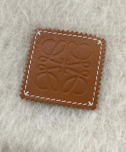 LOEWE（ロエベ）LOEWE (ロエベ) モヘヤウールレザーパッチロゴマフラー ホワイトの古着・服飾アイテム