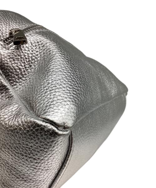 AULENTTI（オウレンティ）AULENTTI (オウレンティ) 2WAYバッグ シルバーの古着・服飾アイテム